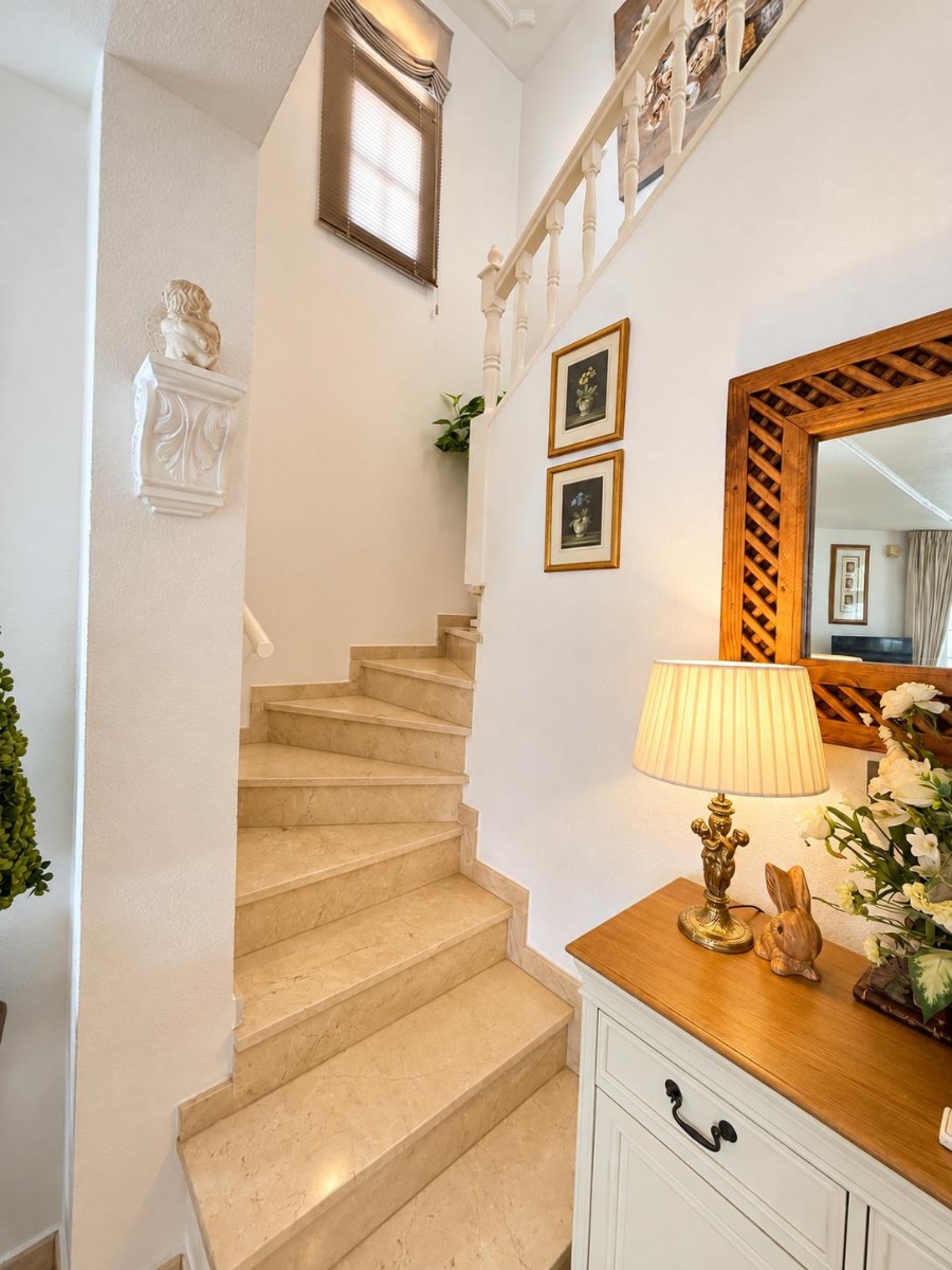 Terrace in villa for sale in Orihuela Costa