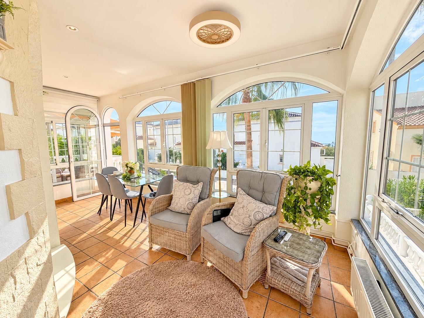 Bedroom in villa for sale in Orihuela Costa