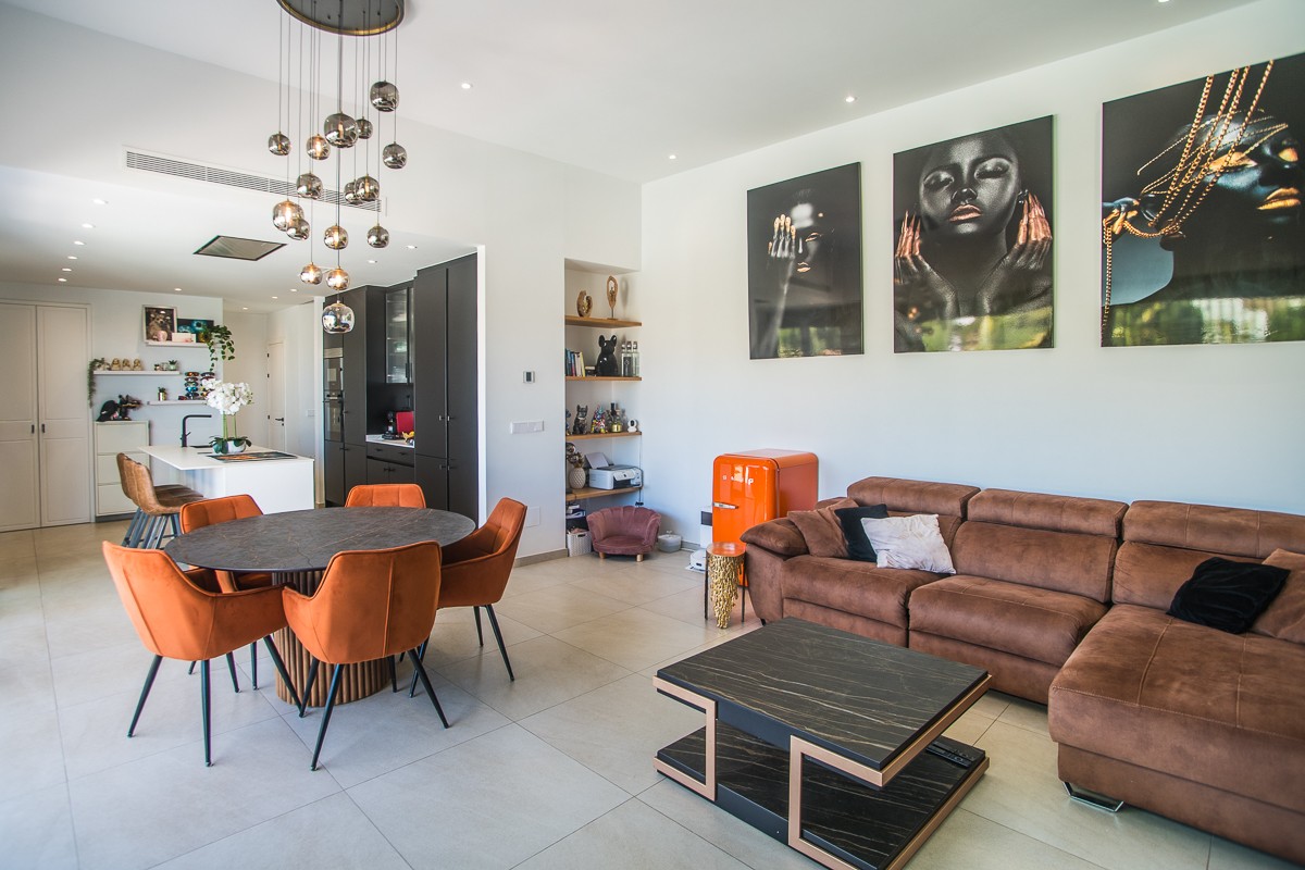 Kitchen in villa for sale in Rojales