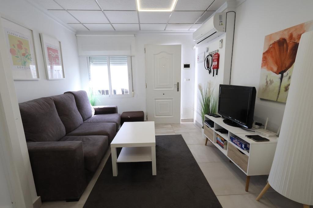 Garden in bungalow for sale in Torrevieja