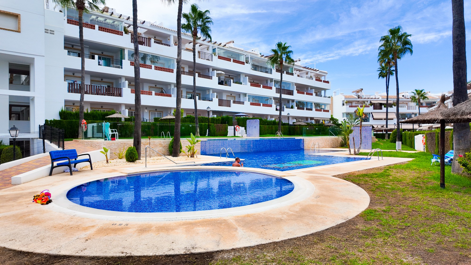 Bathroom in apartment for sale in Orihuela Costa