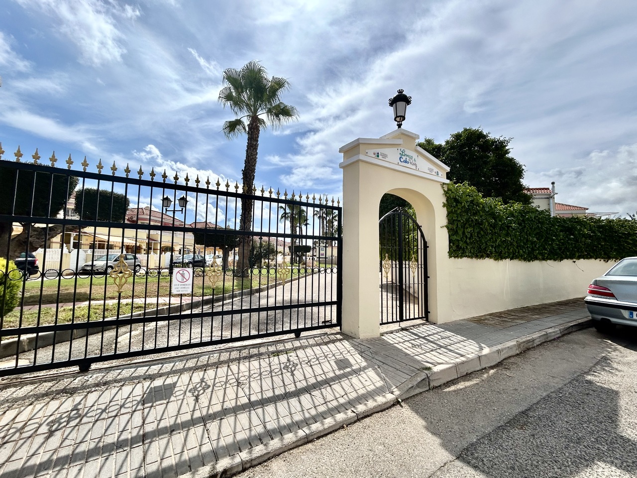 Dining area in terraced for sale in Cabo Roig