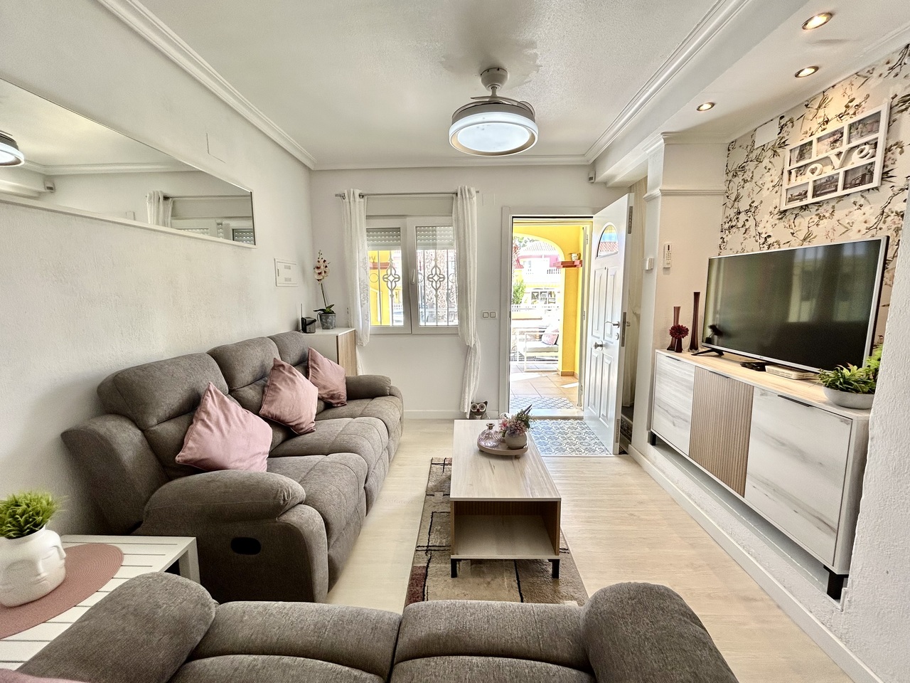 Terrace in terraced for sale in Cabo Roig