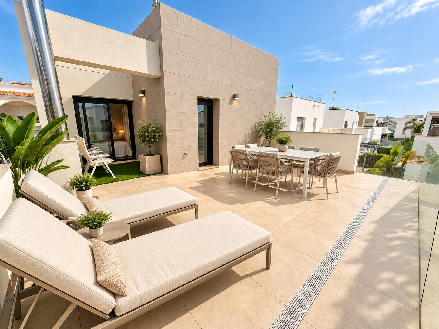Pool area in villa for sale in Ciudad Quesada