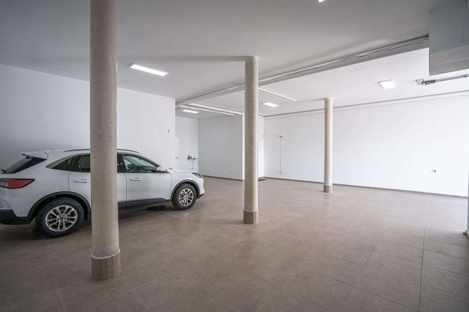 Garden in villa for sale in Algorfa