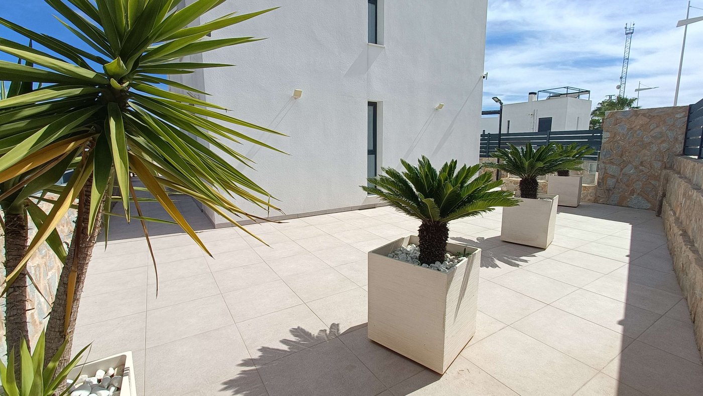 Living room in villa for sale in Algorfa