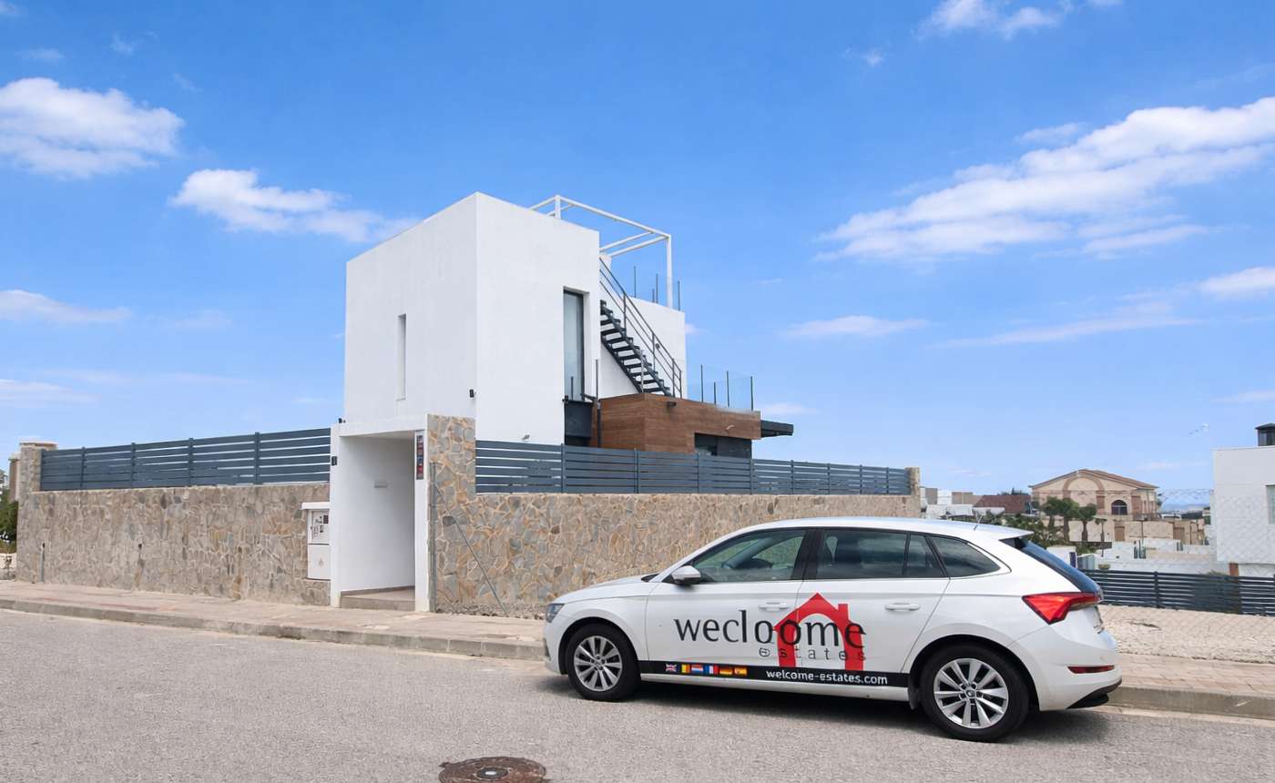 Terrace in villa for sale in Algorfa