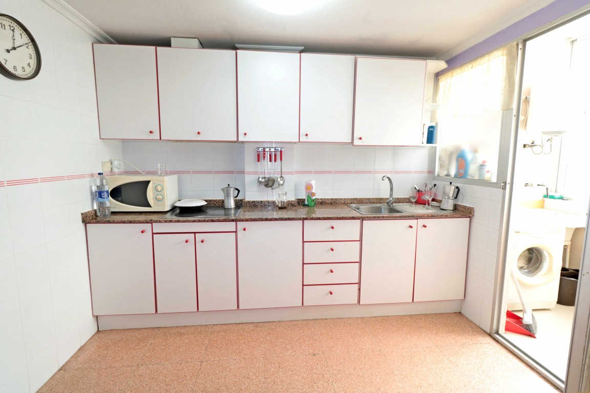 Master bedroom in apartment for sale in Playa Del Acequion