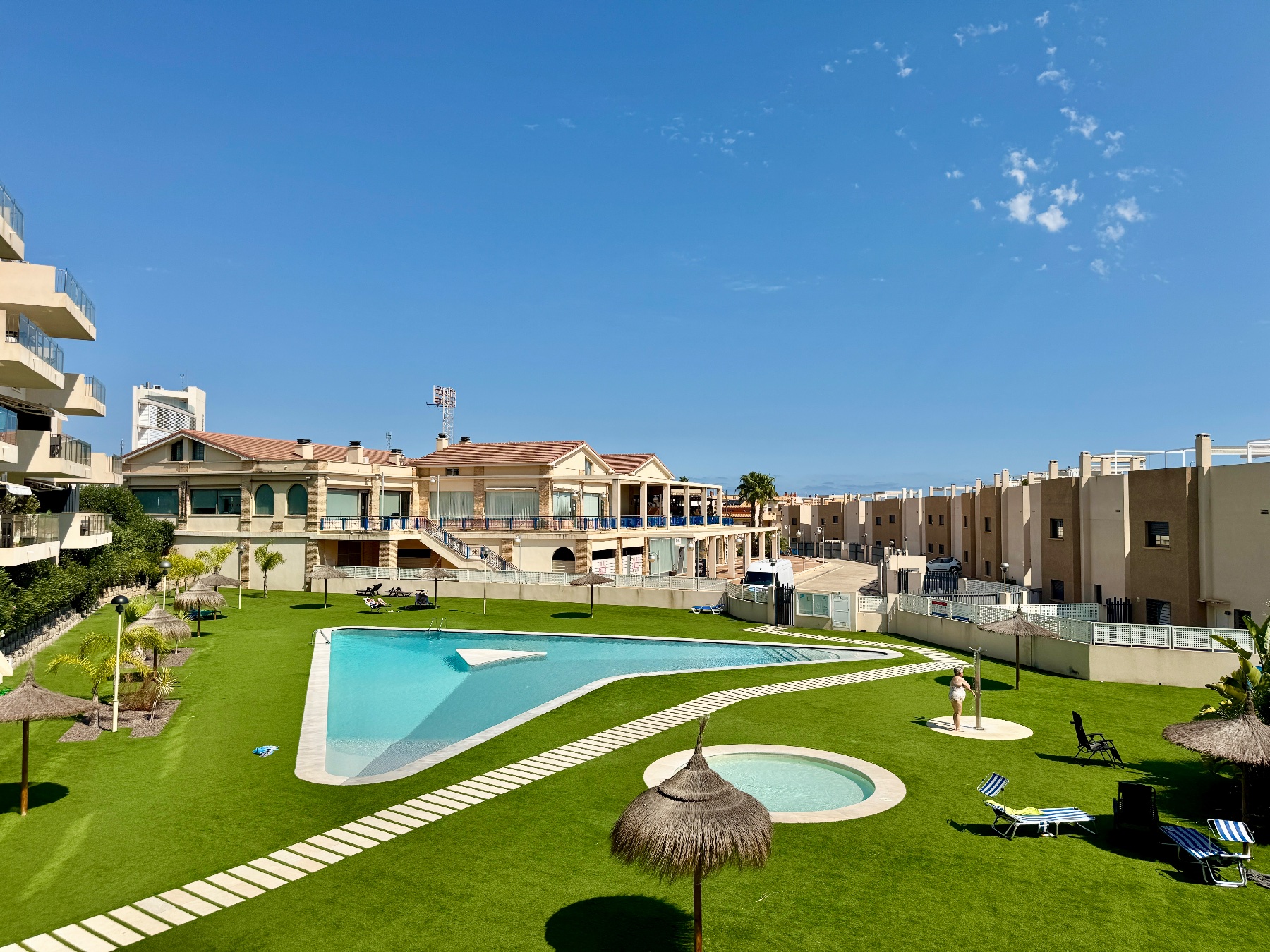 Master bedroom in apartment for sale in Orihuela