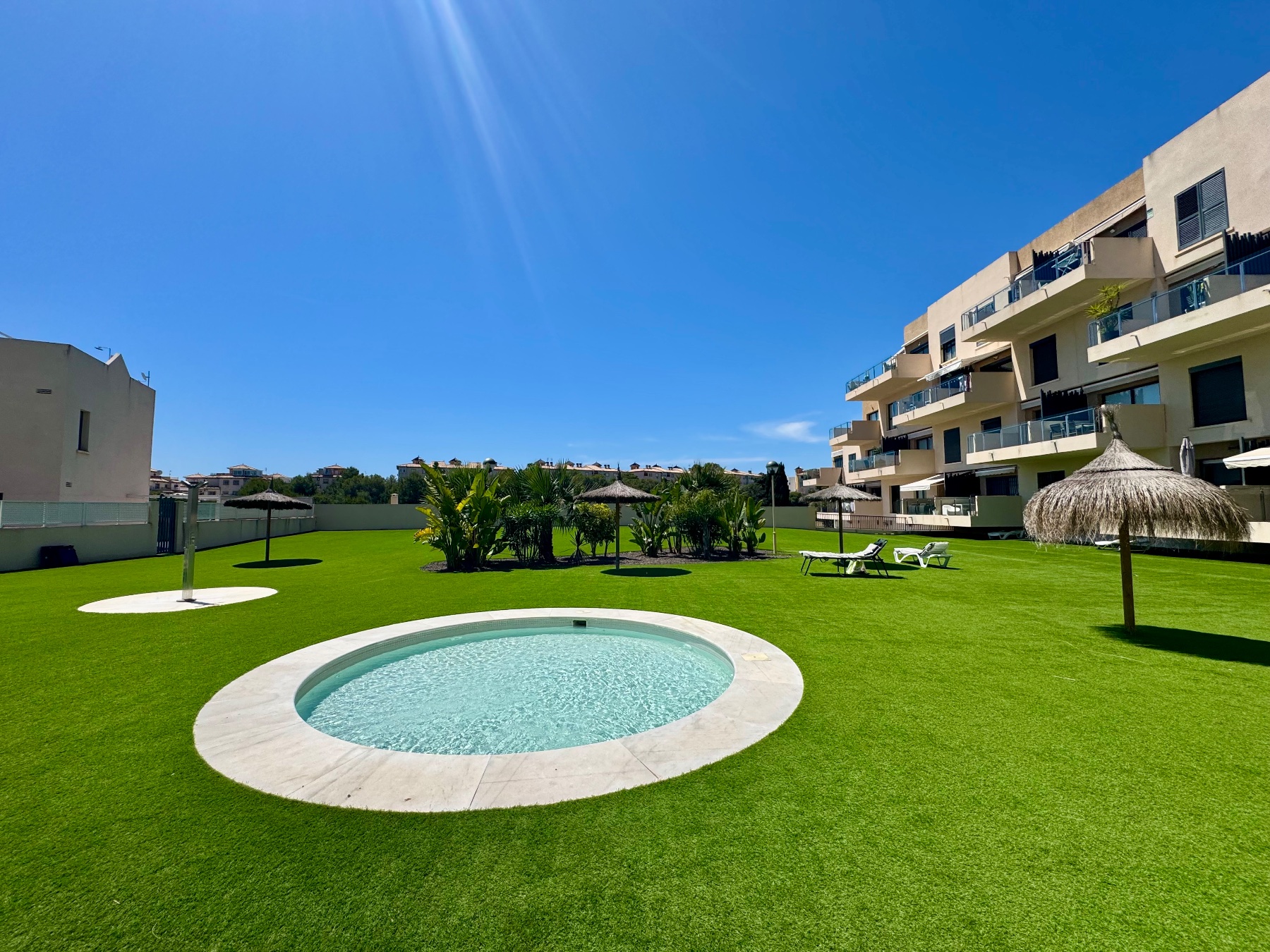 Bedroom in apartment for sale in Orihuela