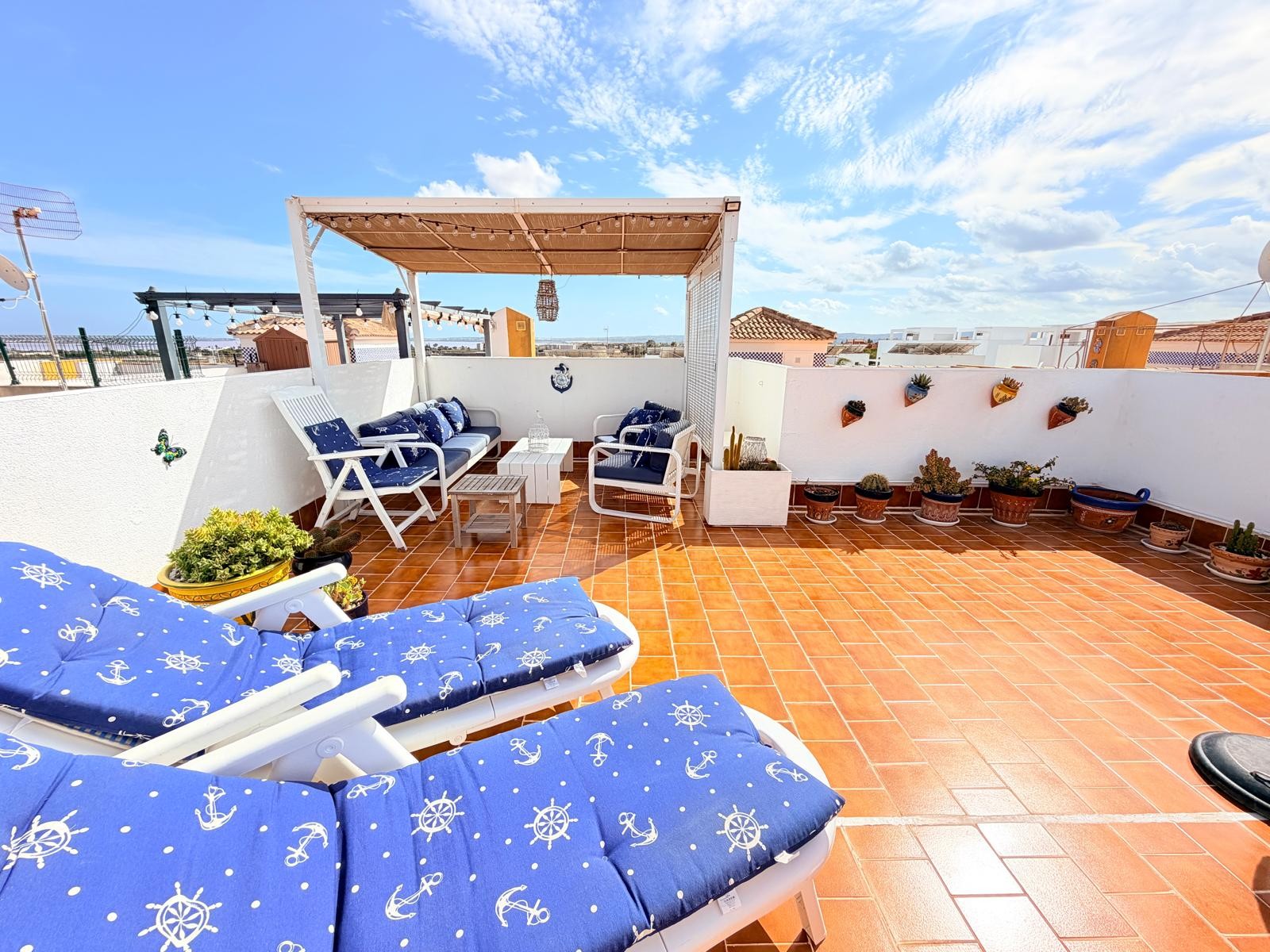 Bathroom in apartment for sale in Los Montesinos