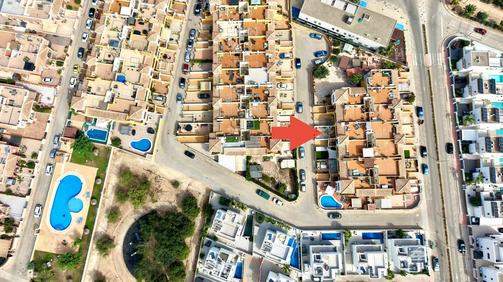 Garden in apartment for sale in Los Montesinos