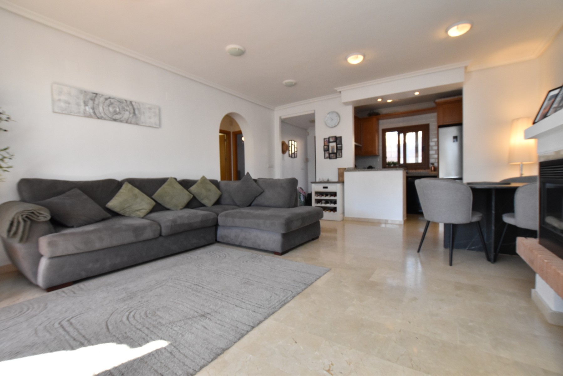 Dining area in bungalow for sale in Algorfa