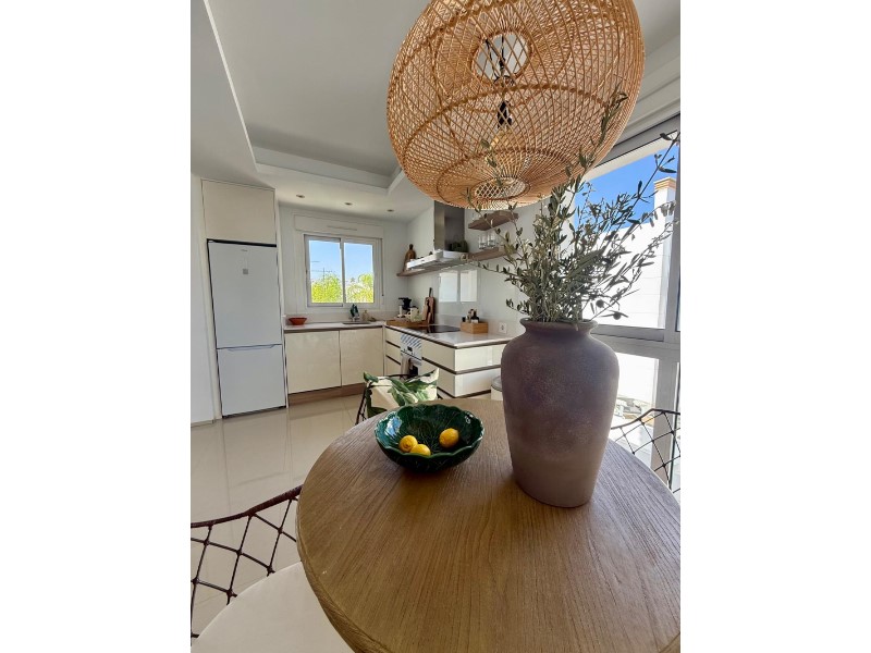Kitchen in penthouse for sale in Rojales