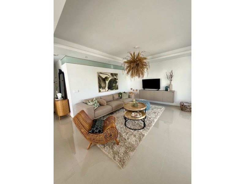 Garden in penthouse for sale in Rojales
