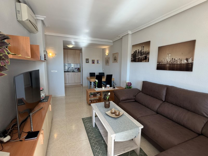 Dining area in apartment for sale in Torrevieja