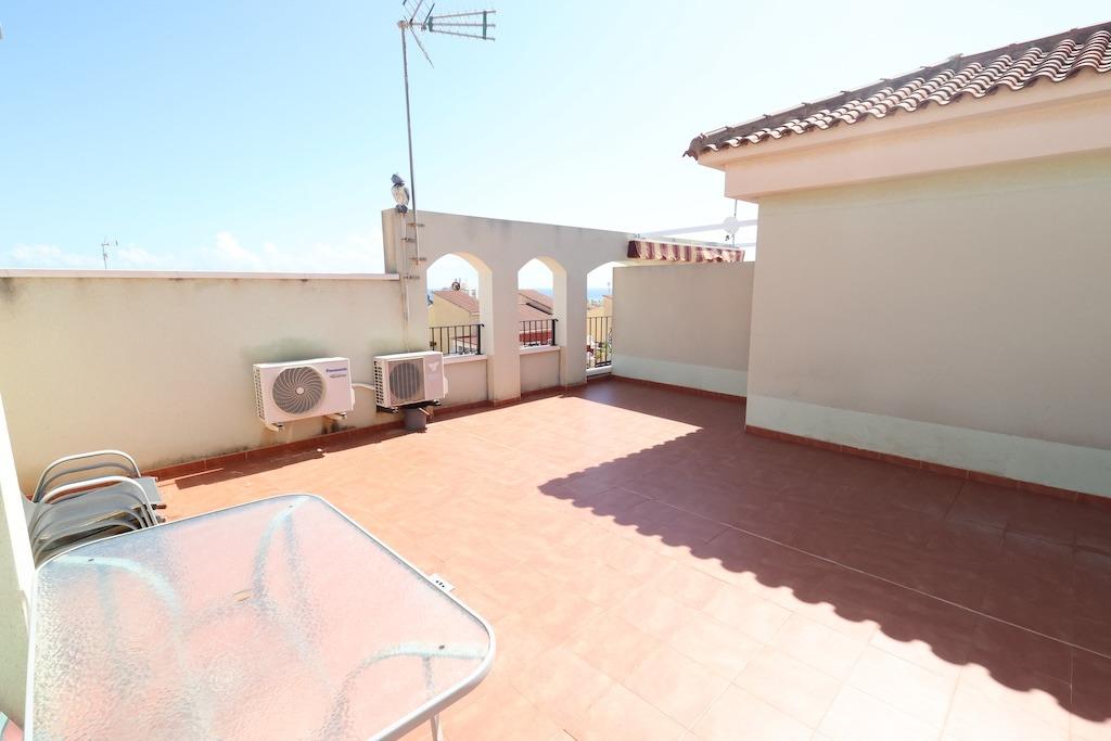 Kitchen in apartment for sale in Torrevieja