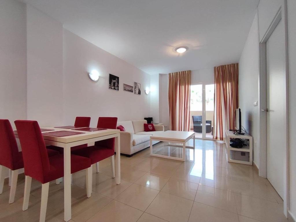 Garden in apartment for sale in Orihuela Costa