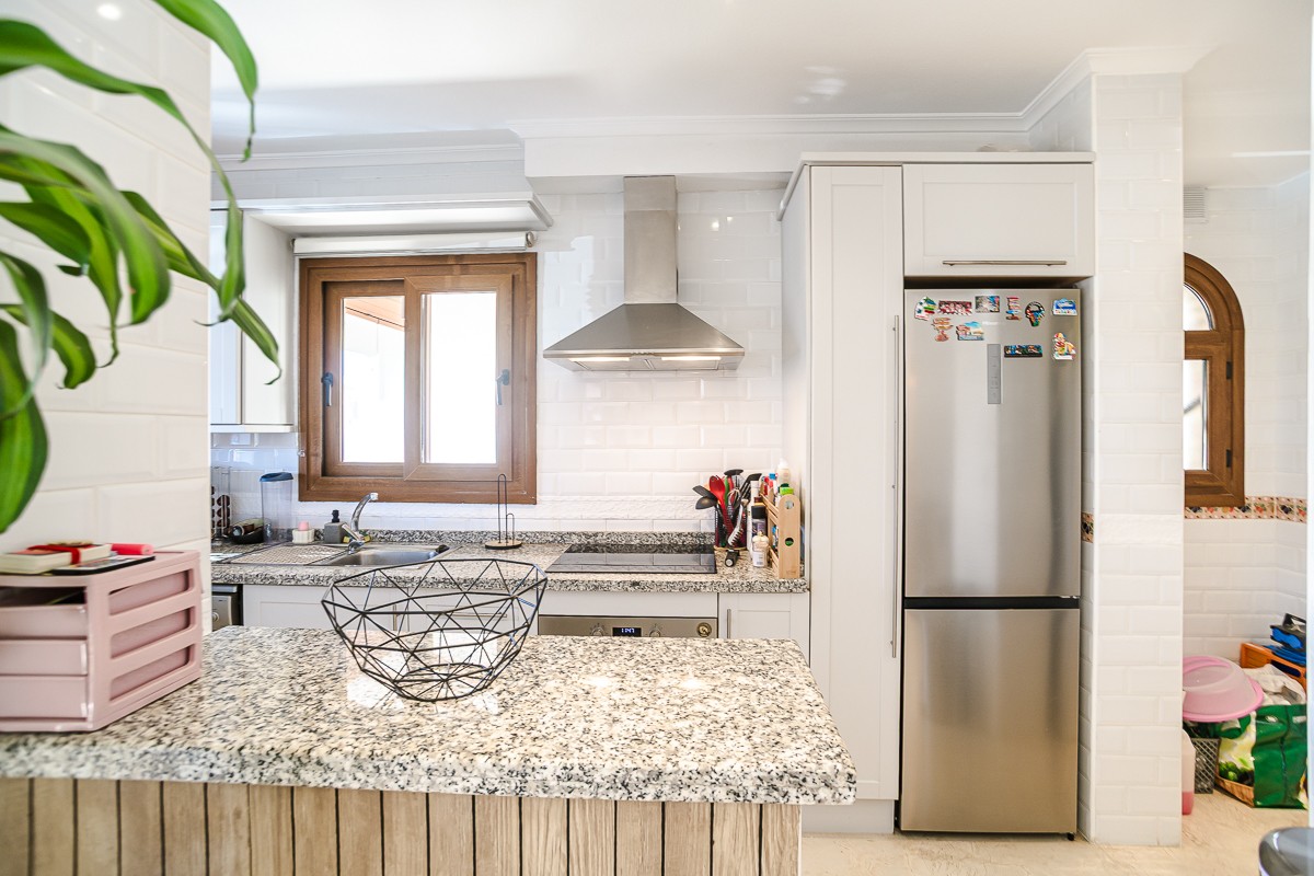 Bathroom in villa for sale in Algorfa
