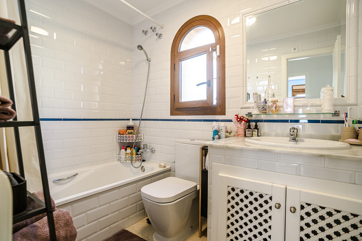 Garden in villa for sale in Algorfa