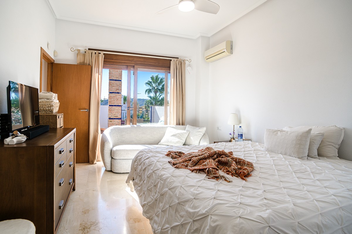 Living room in villa for sale in Algorfa
