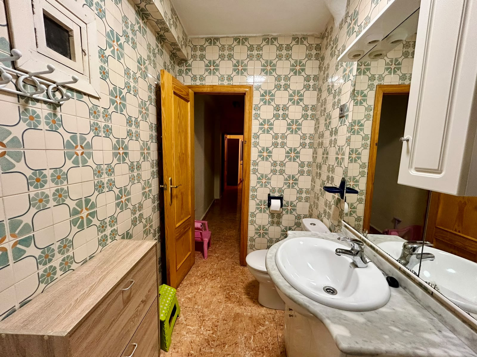 Bedroom in apartment for sale in Torrevieja