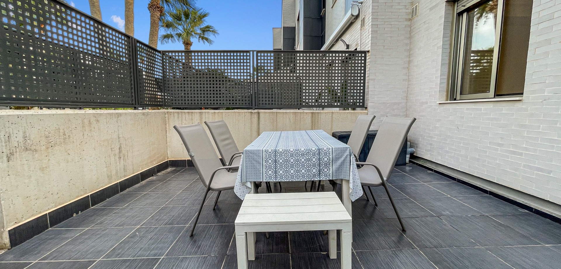Exterior view in terraced for sale in Pilar de La Horadada