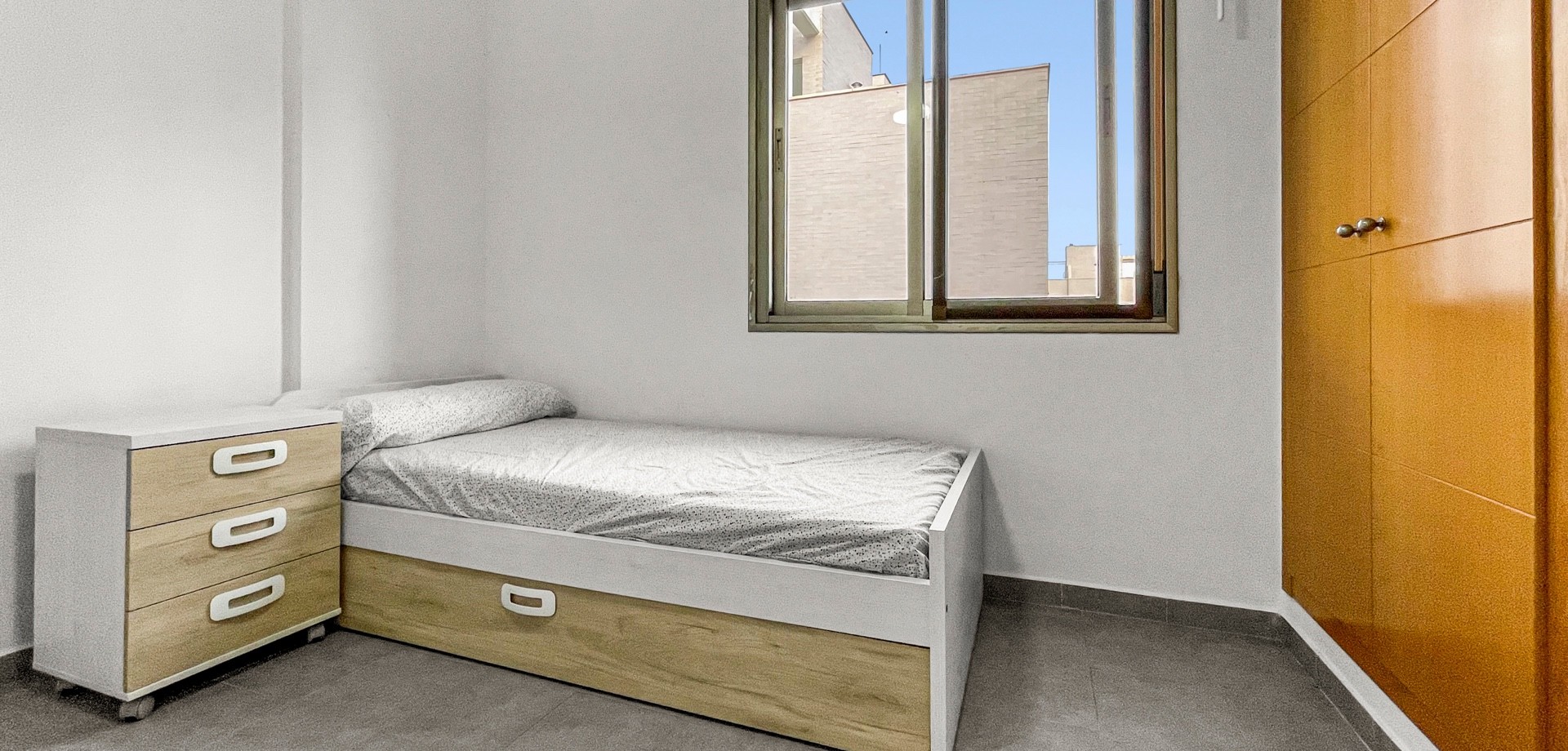 Master bedroom in terraced for sale in Pilar de La Horadada