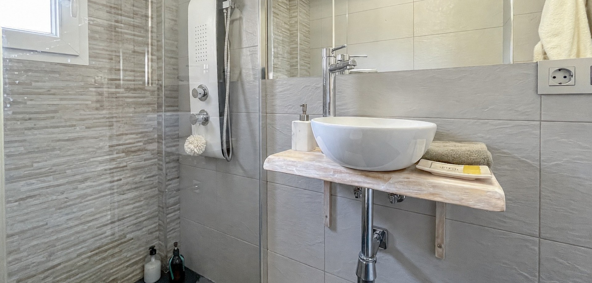 Master bedroom in terraced for sale in Torrevieja