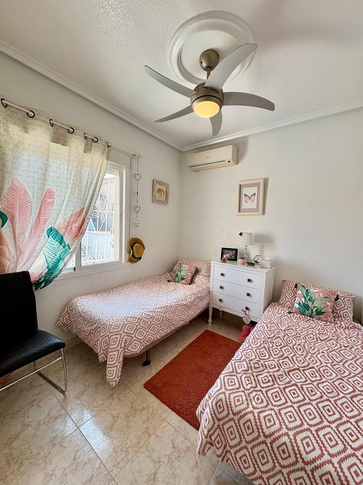 Kitchen in villa for sale in Rojales