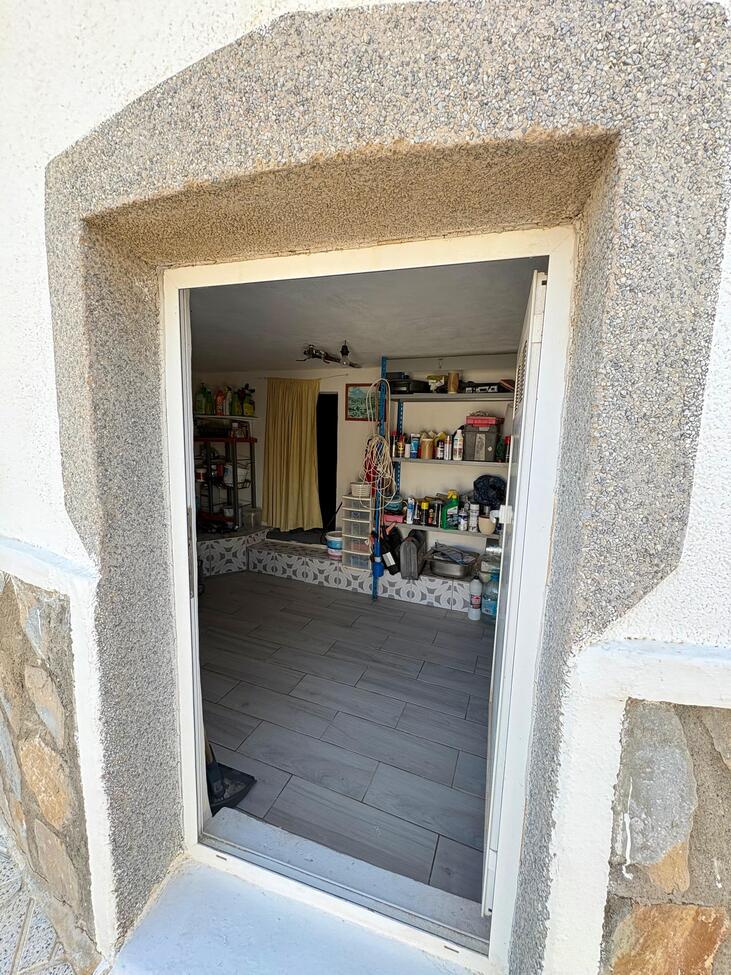 Living room in villa for sale in Rojales