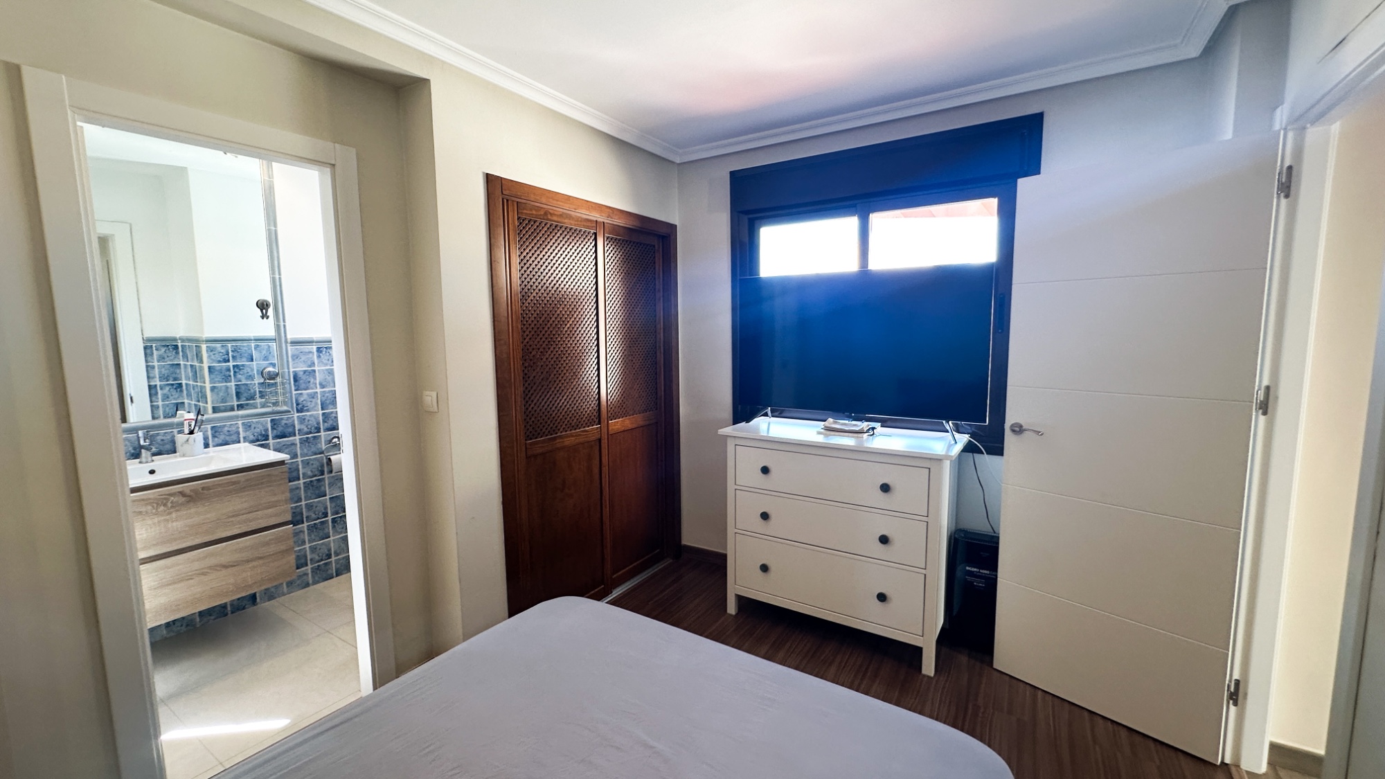 Bedroom in bungalow for sale in Orihuela Costa