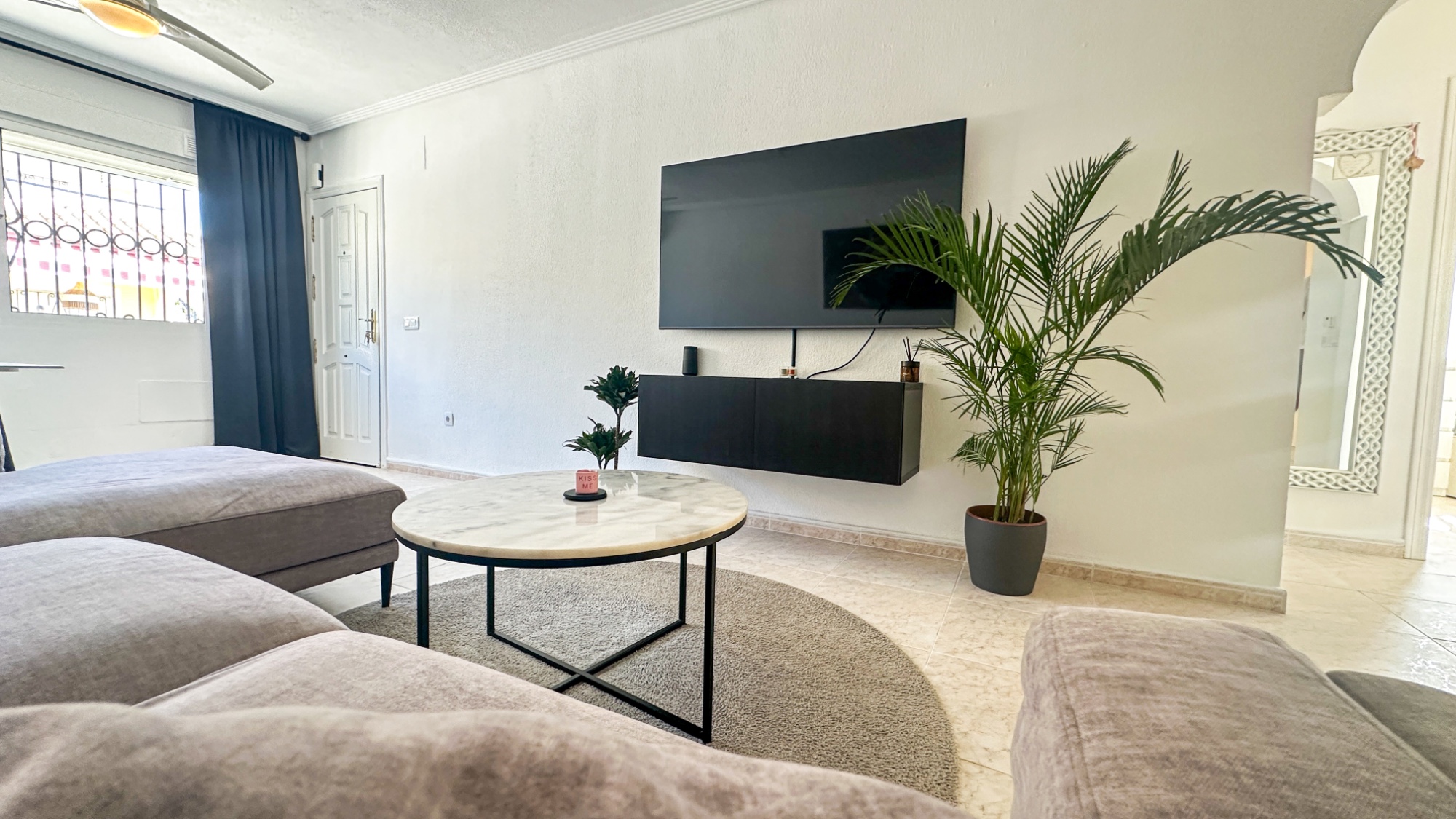 Living room in terraced for sale in Los Altos