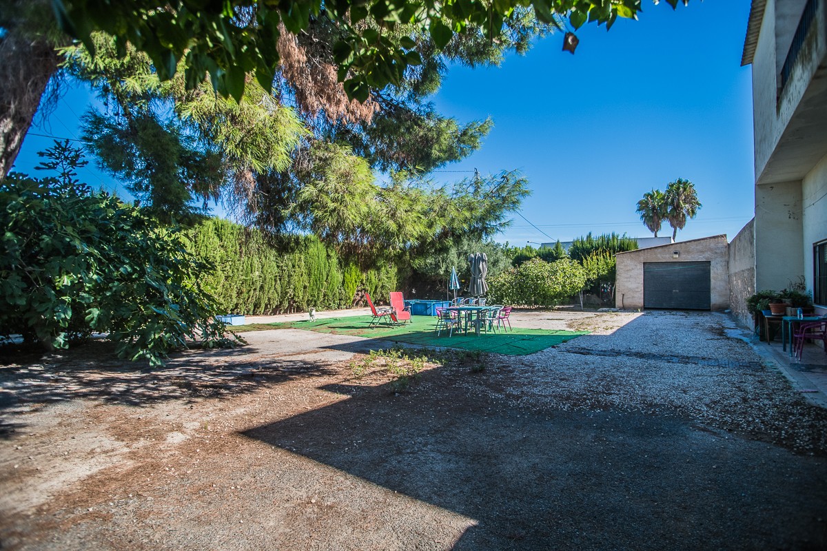 Kitchen in villa for sale in Orihuela