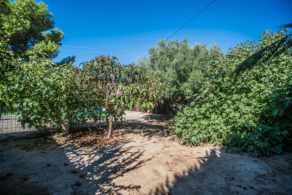 Bathroom in villa for sale in Orihuela