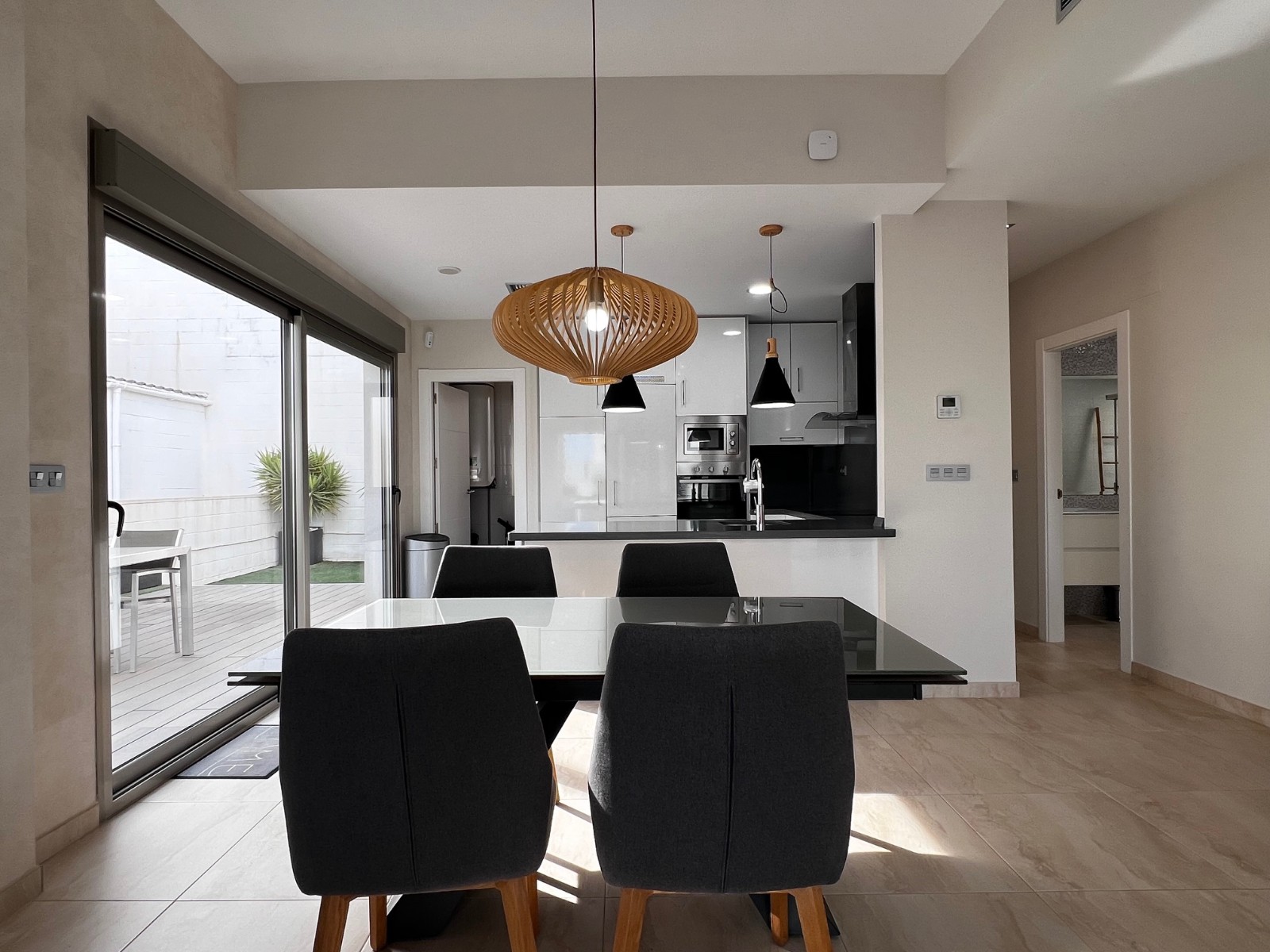 Exterior view in villa for sale in Orihuela Costa