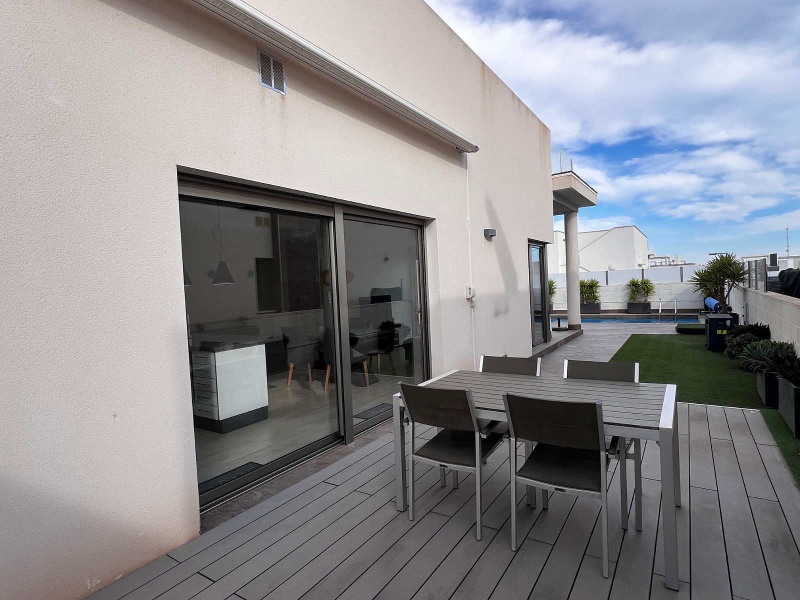 Bedroom in villa for sale in Orihuela Costa