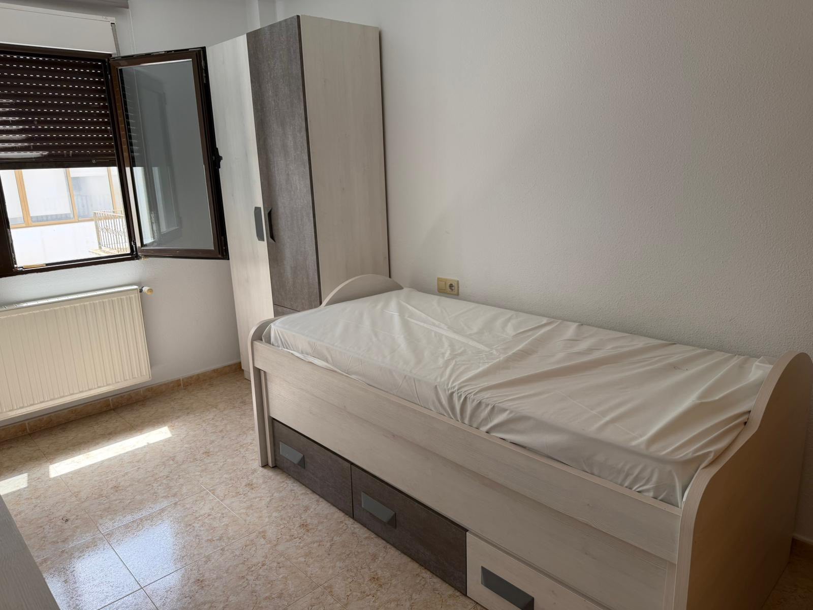 Kitchen in apartment for sale in San Miguel de Salinas