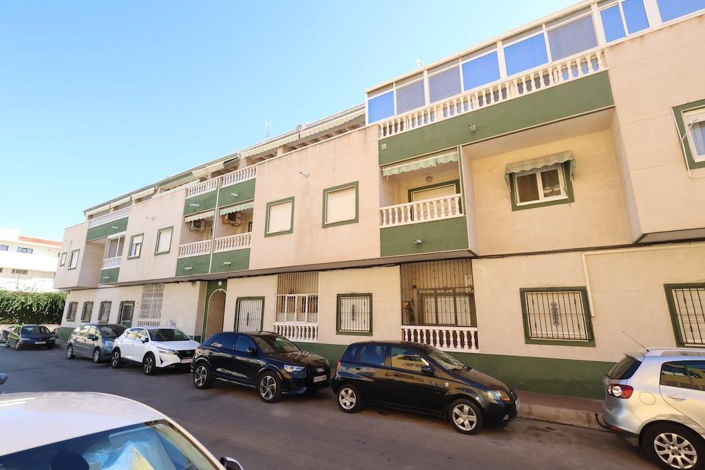 Exterior view in penthouse for sale in Torrevieja