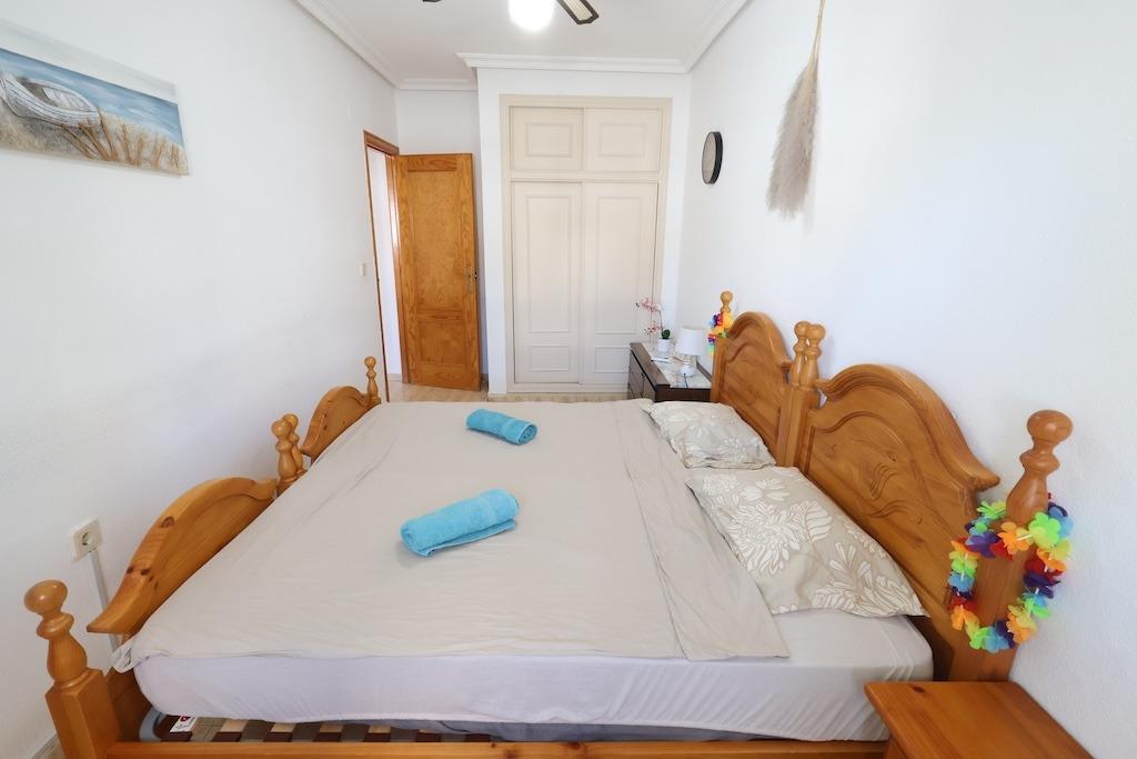 Garden in penthouse for sale in Torrevieja