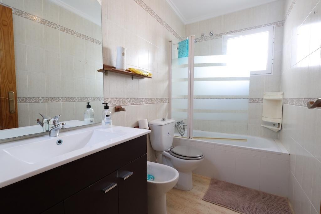 Bedroom in penthouse for sale in Torrevieja
