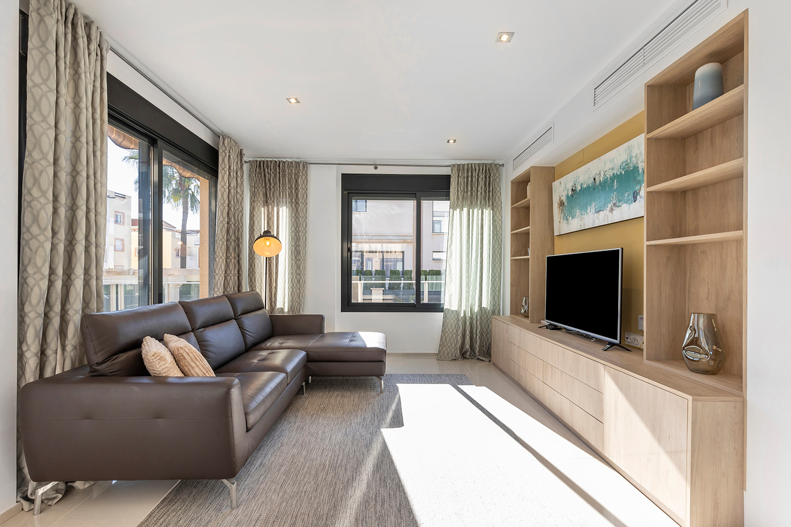 Living room in villa for sale in Orihuela Costa