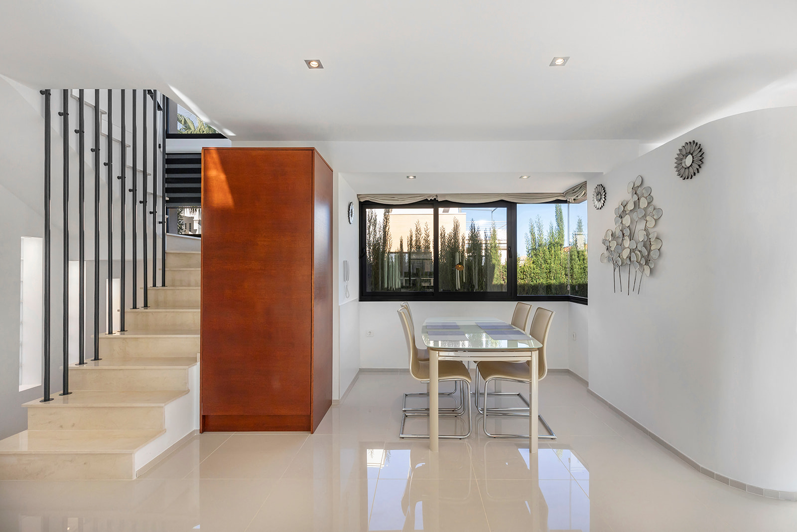 Terrace in villa for sale in Orihuela Costa
