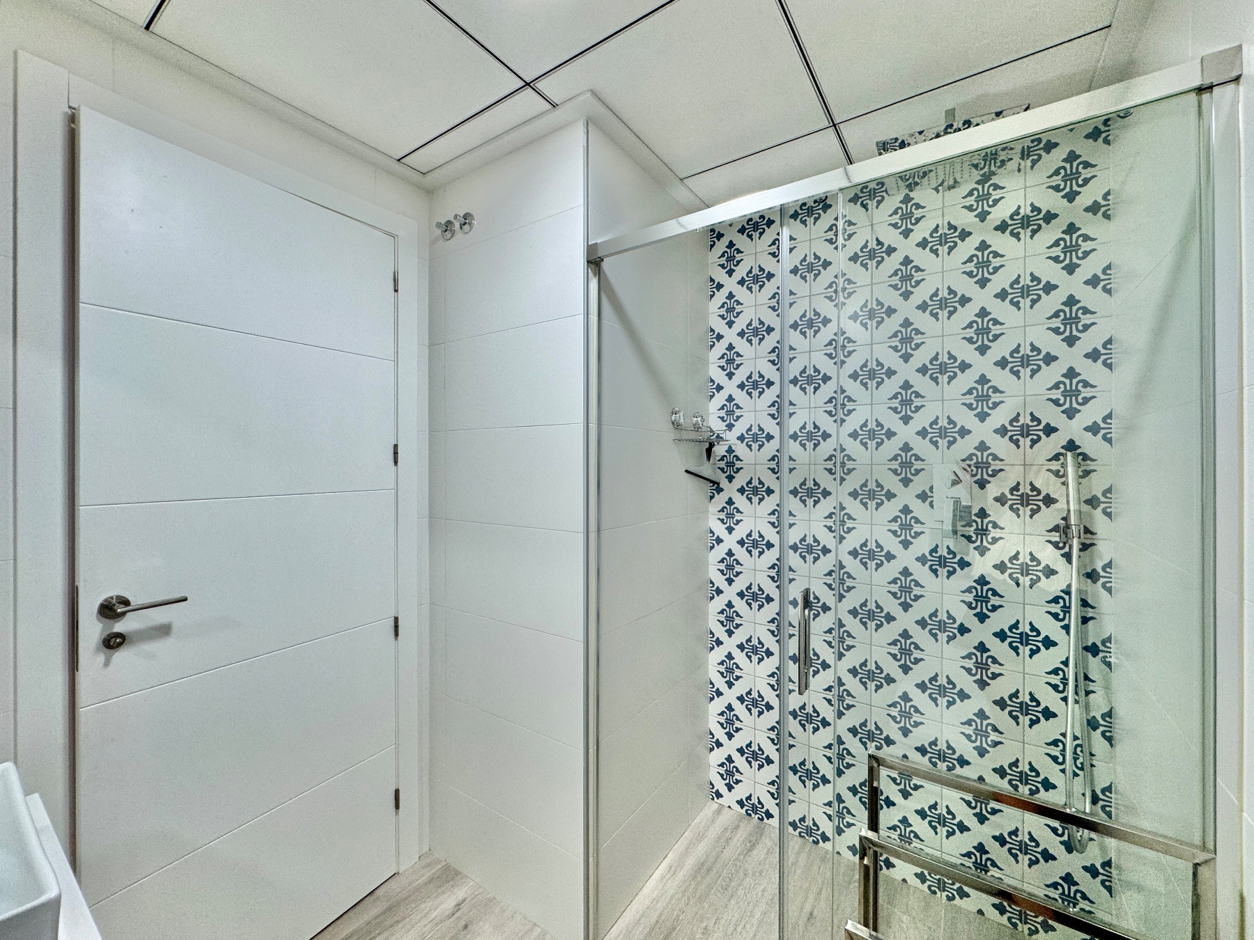 Bathroom in apartment for sale in Villamartin