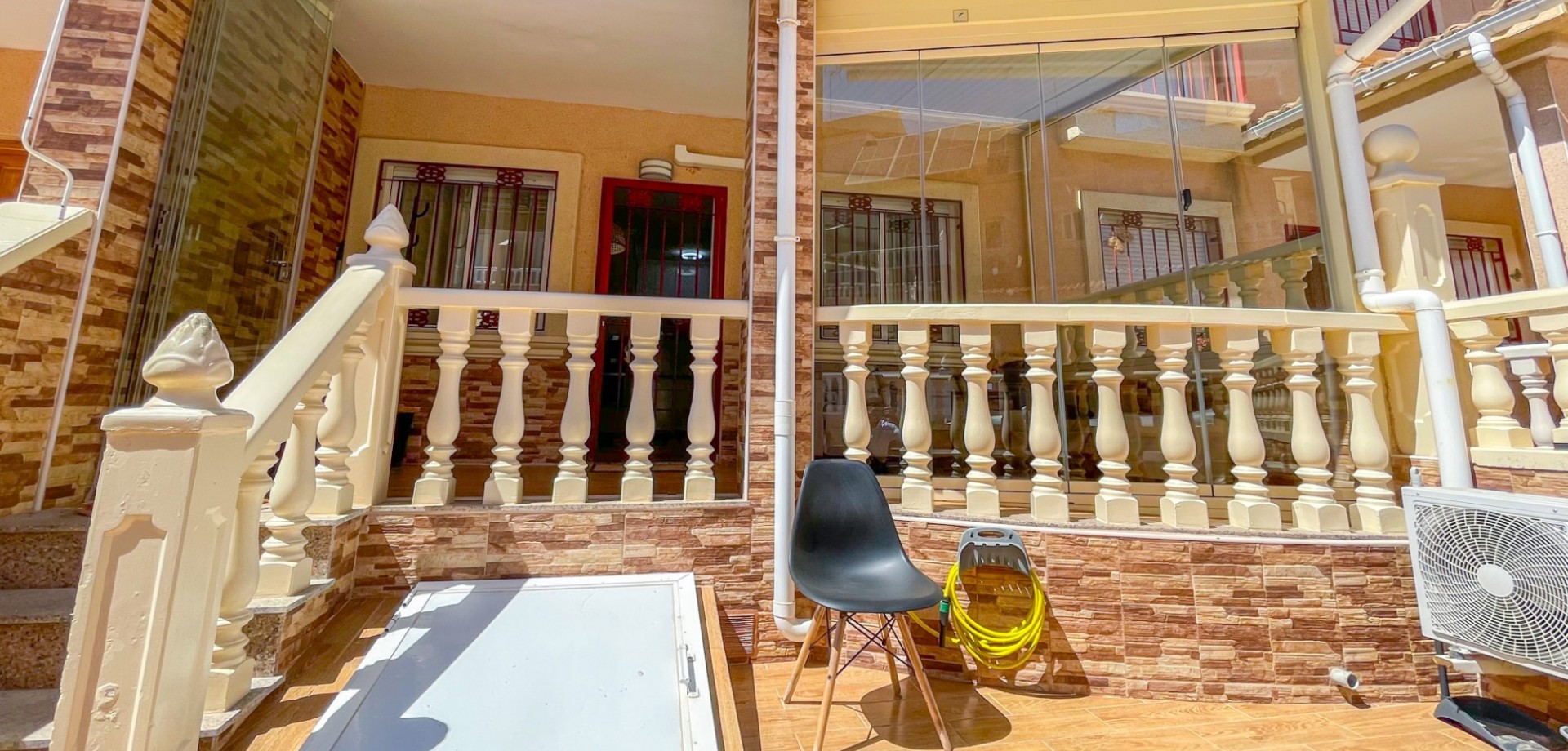 Terrace in terraced for sale in Orihuela Costa