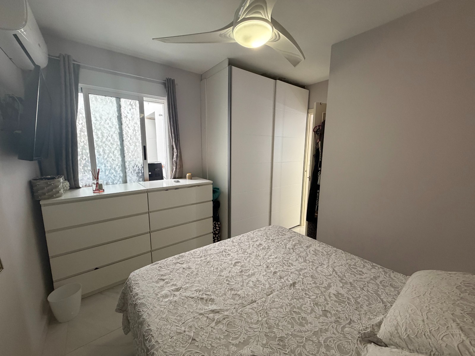 Bathroom in apartment for sale in Orihuela