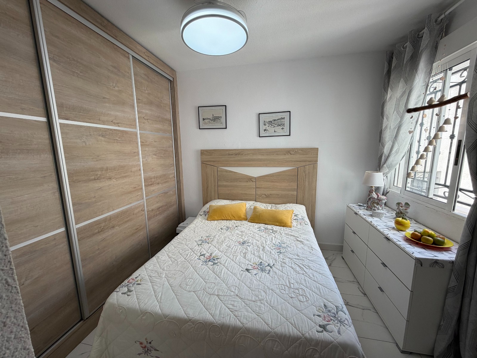 Kitchen in apartment for sale in Orihuela