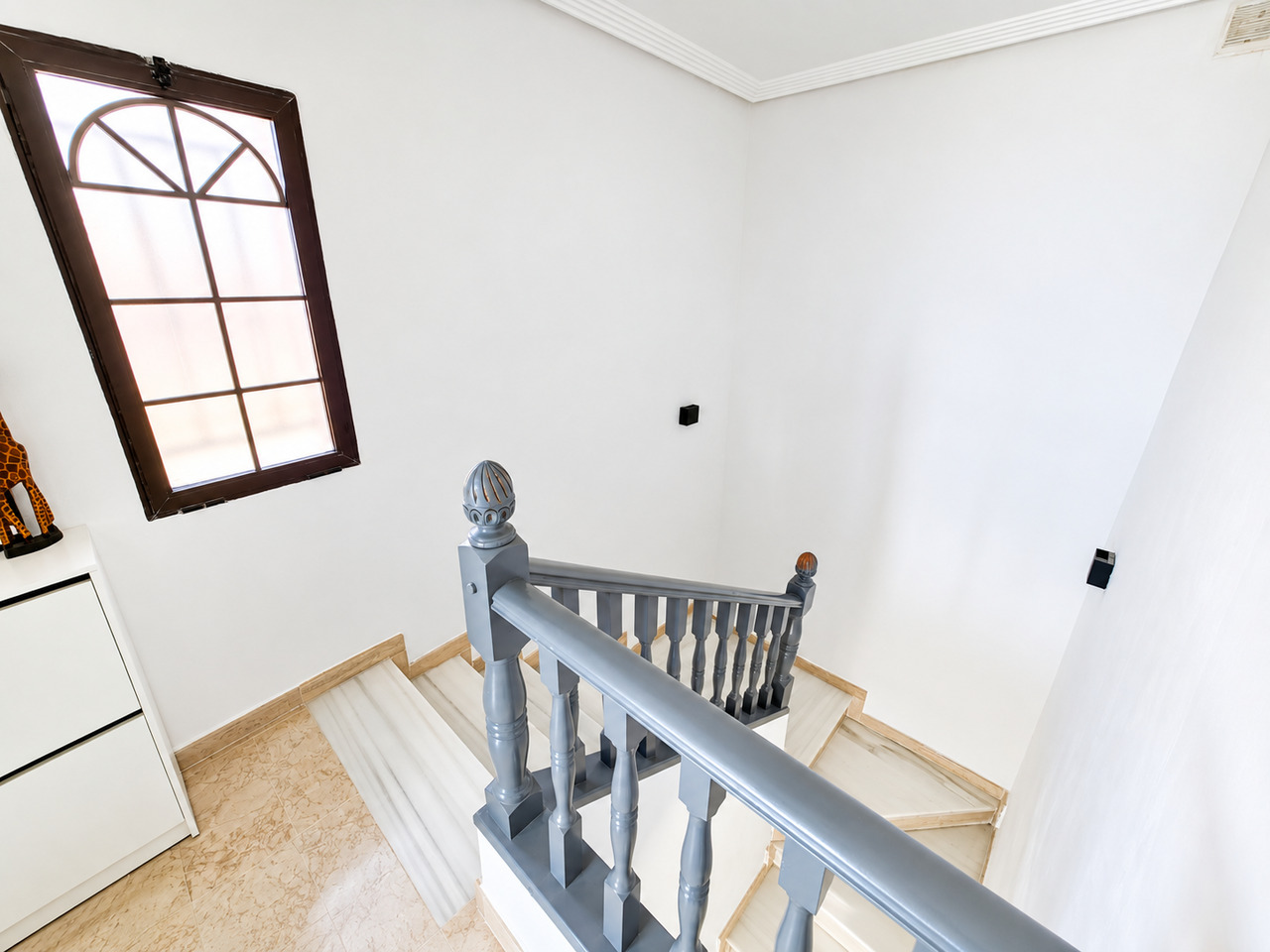 Bedroom in villa for sale in Villamartin