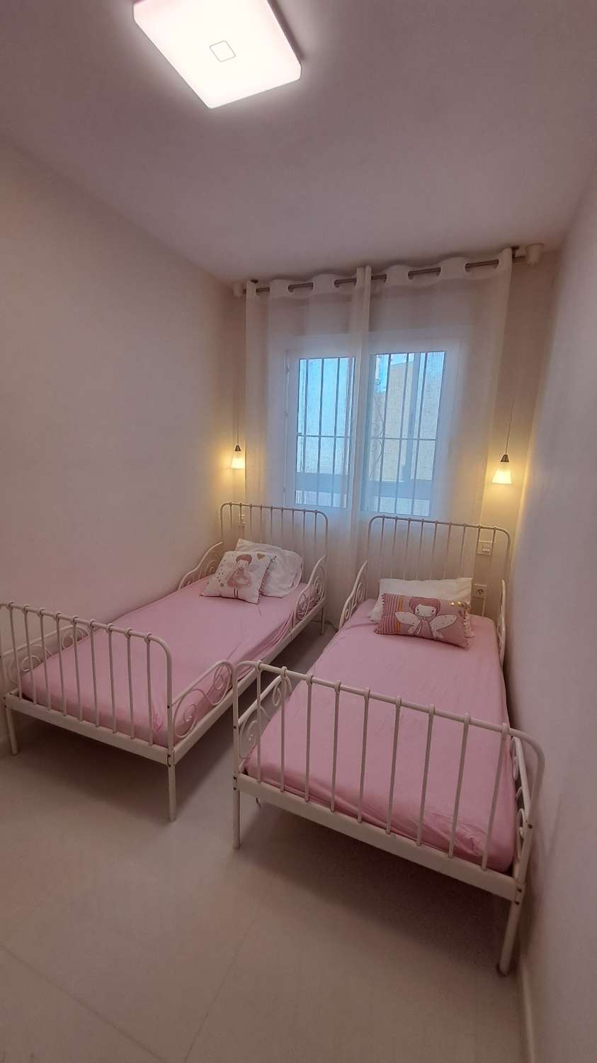 Master bedroom in apartment for sale in Calpe