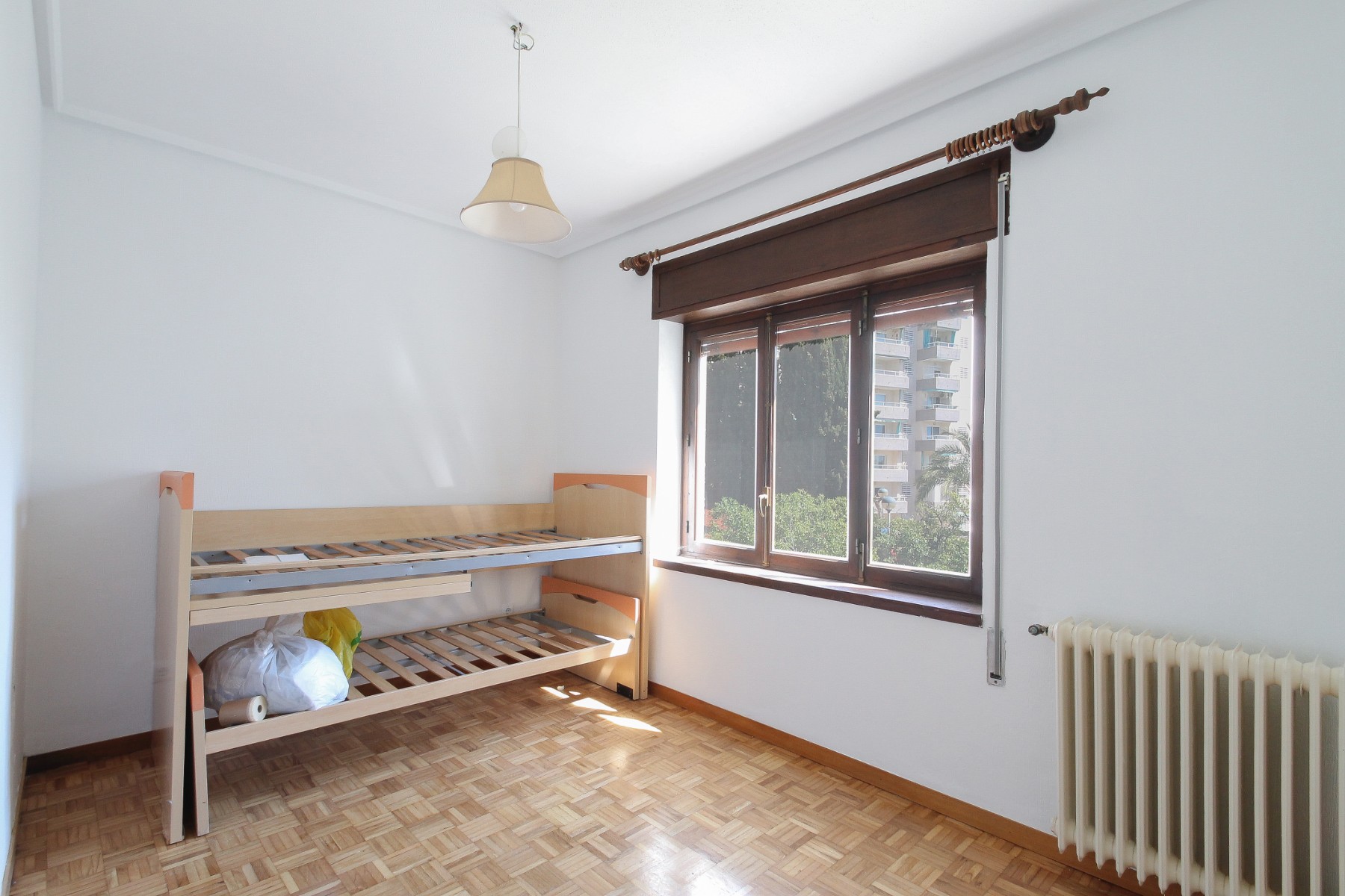 Garden in villa for sale in El Campello